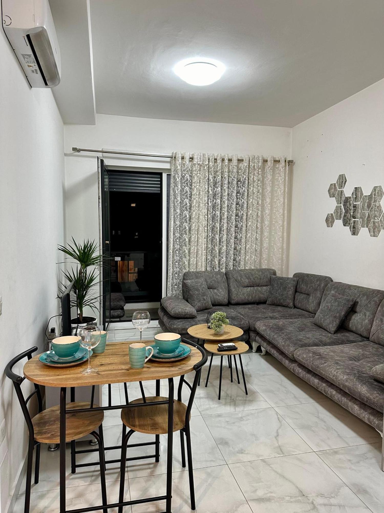 Second Home 1 Tiranë Ngoại thất bức ảnh