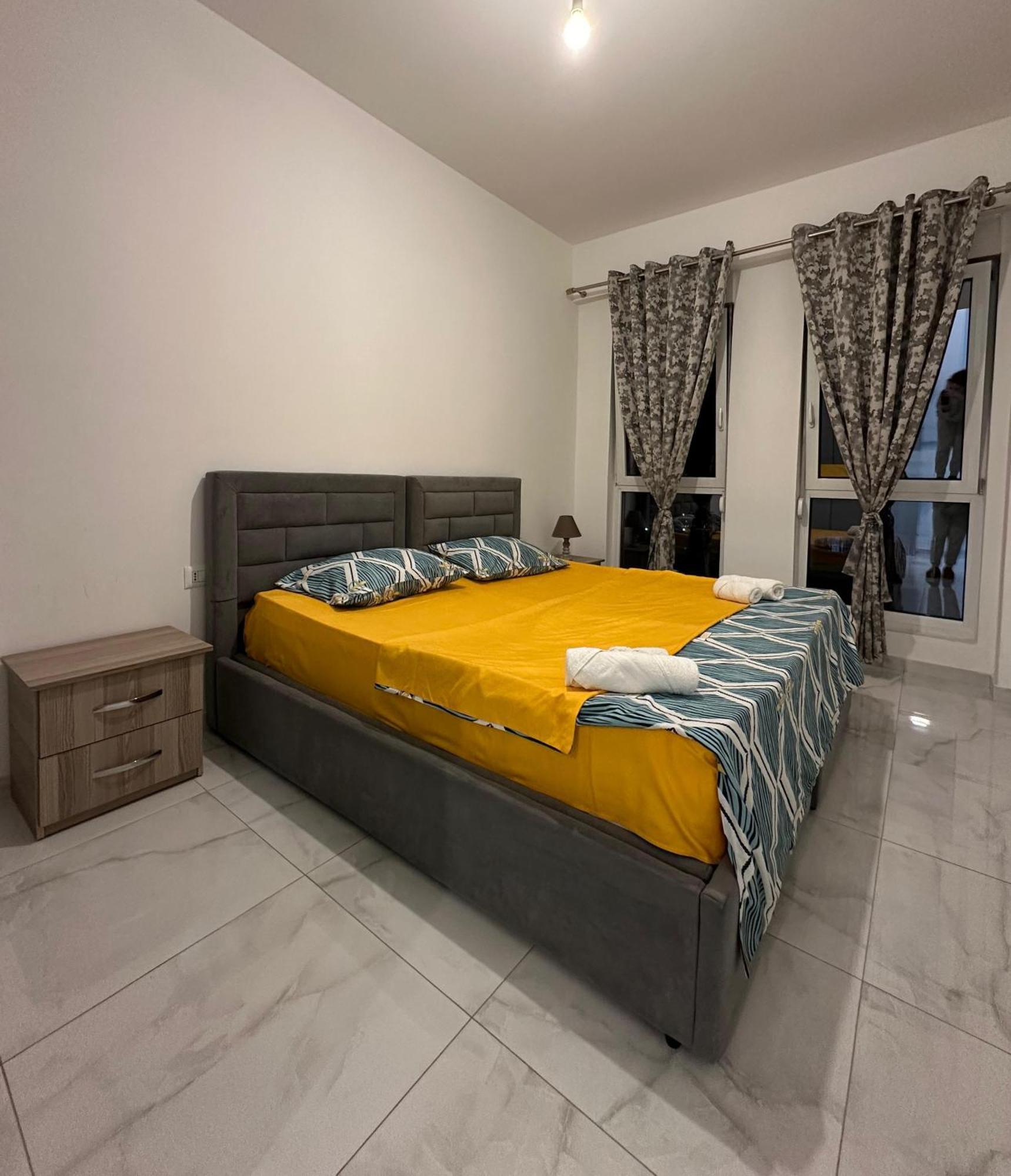 Second Home 1 Tiranë Ngoại thất bức ảnh